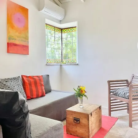 2-bedroom On Farm With Yoga Near Fuseta *